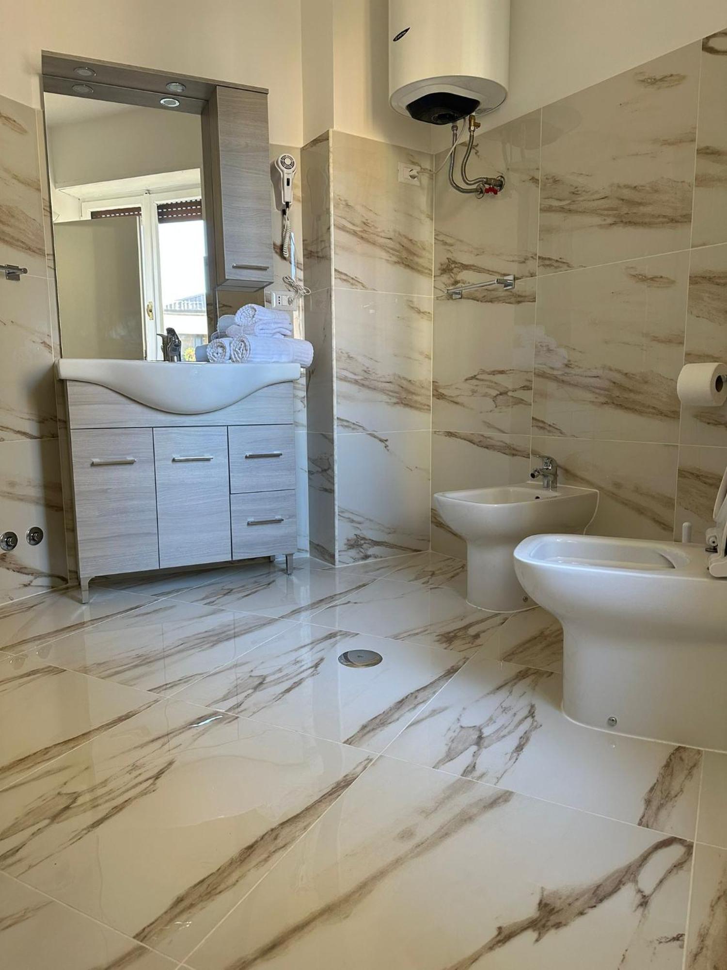 Torino Holidays Home Рим Екстериор снимка