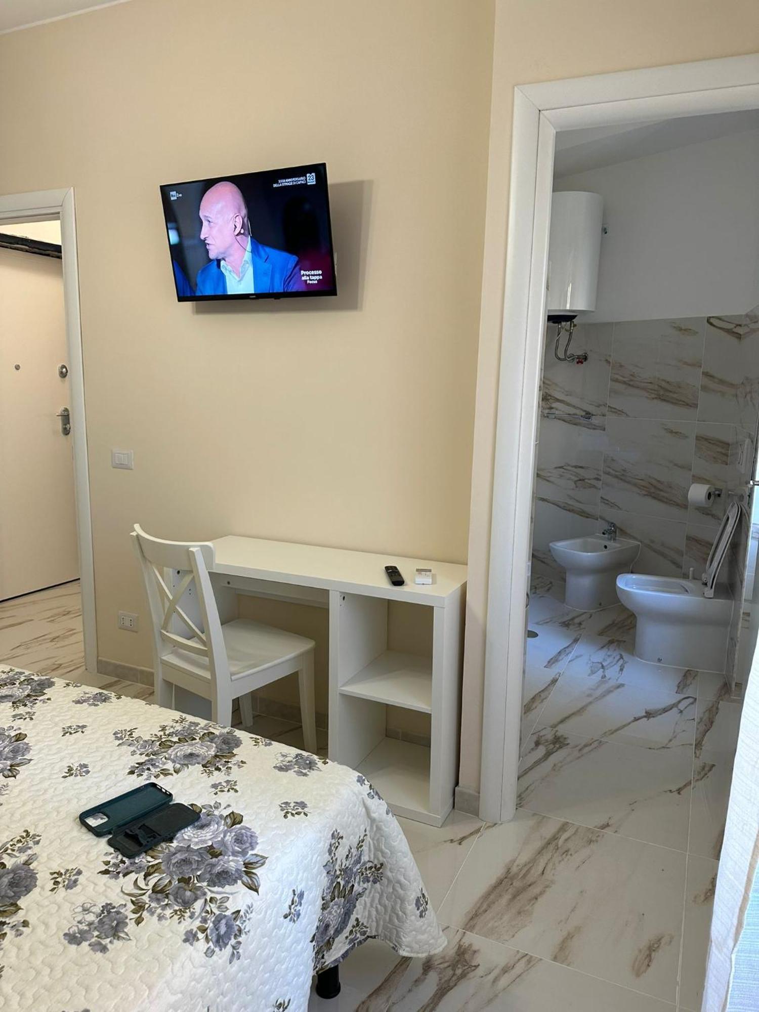Torino Holidays Home Рим Екстериор снимка